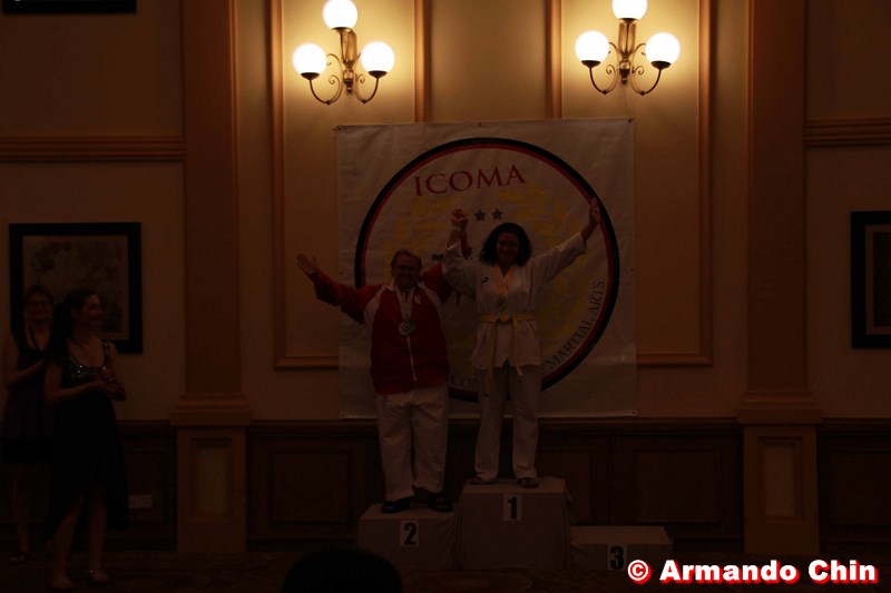img_2396_edit-800a